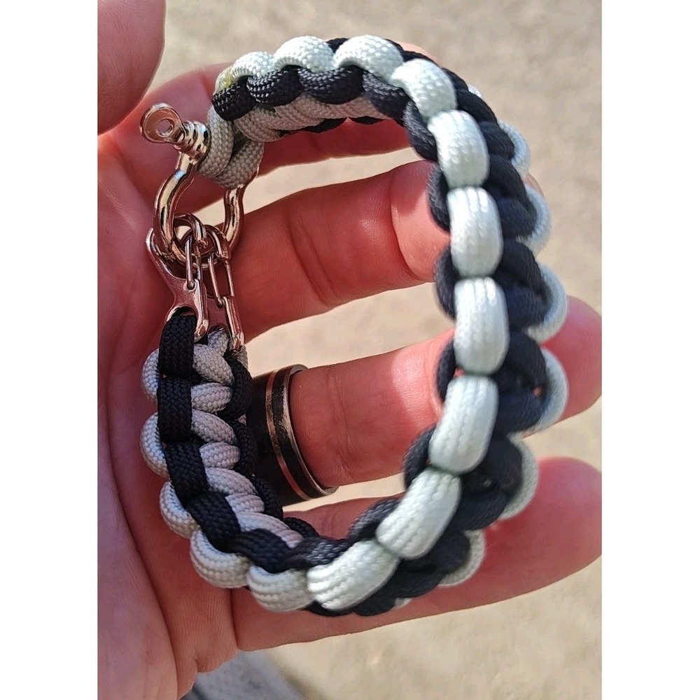 Silver & Black Las Vegas 550 Paracord Bracelet Metal Buckle Handmade Adult